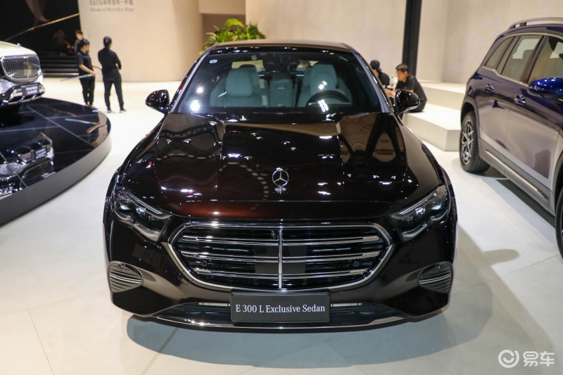 2023广州车展全新奔驰e级长轴版预售450万元起