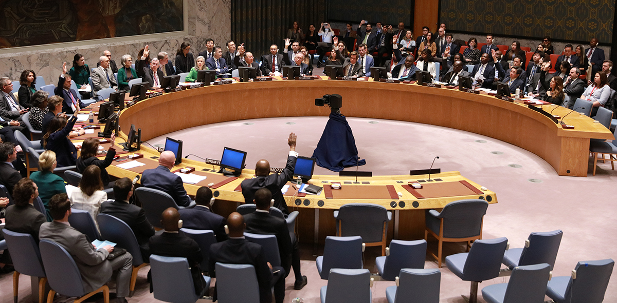 当地时间2023年10月18日，在位于纽约的联合国总部，联合国安理会就巴西起草的巴以局势决议草案进行表决。