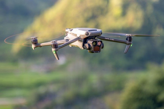 【有料评测】大疆Mavic 3 Pro评测:三摄系统4/3画幅哈苏相机旗舰无人机