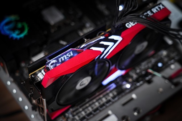 微星RTX 4060 GAMING X魔龙姬显卡评测 魅惑燃情&热情似火