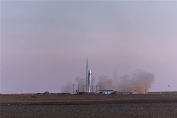 中国第一次!星际荣耀双曲线二号可复用火箭二次飞行成功