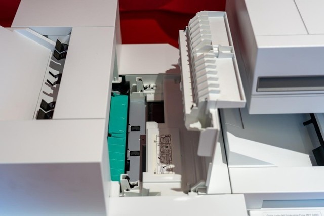 开启智慧办公 惠普6800zfw+企业级彩色一体机评测