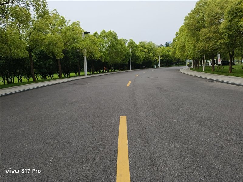 8mm机身以下我最能打!vivo S17 Pro评测:3499元轻薄手机之王