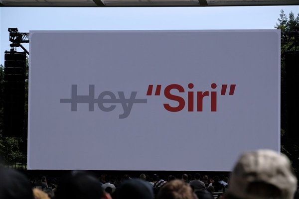 iOS 17正式发布!全新来电海报、横屏待机模式惊艳了