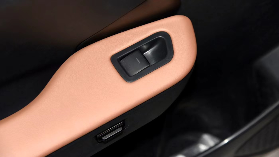 做手机的车企 B2B99685C4E6B62278CA728DE05C73B81833D89D_size392_w1080_h608.png