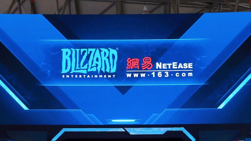 2019年8月5日,上海,Chinajoy中国国际数码互动娱乐展上的暴雪娱乐与网易游戏联合展台。 本文图片均为视觉中国 资料图