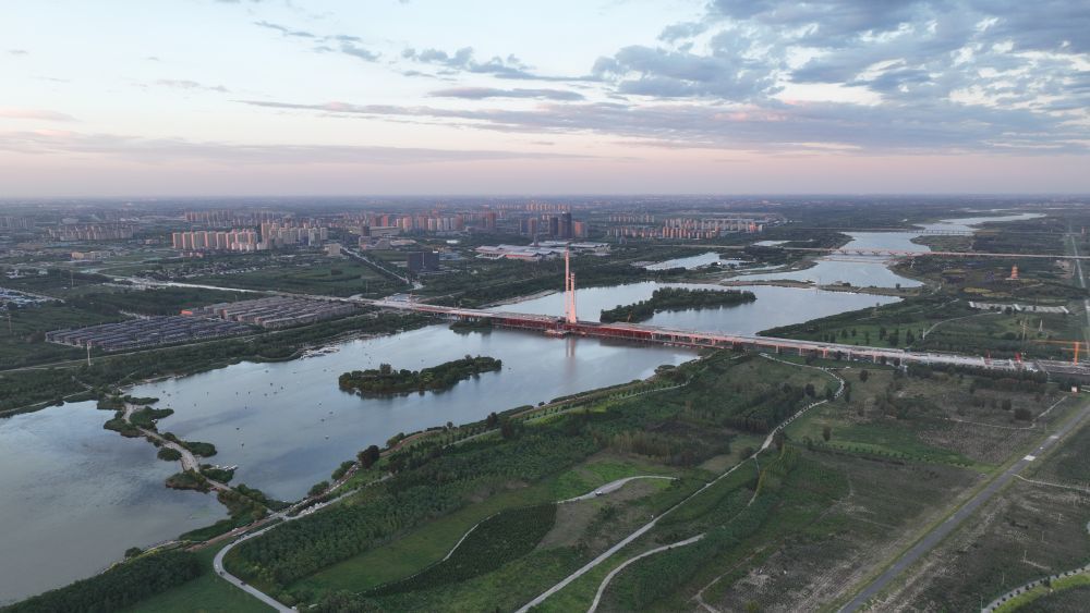 滹沱河石家庄城区段（2023年7月15日摄，无人机照片）。新华社记者 朱旭东 摄