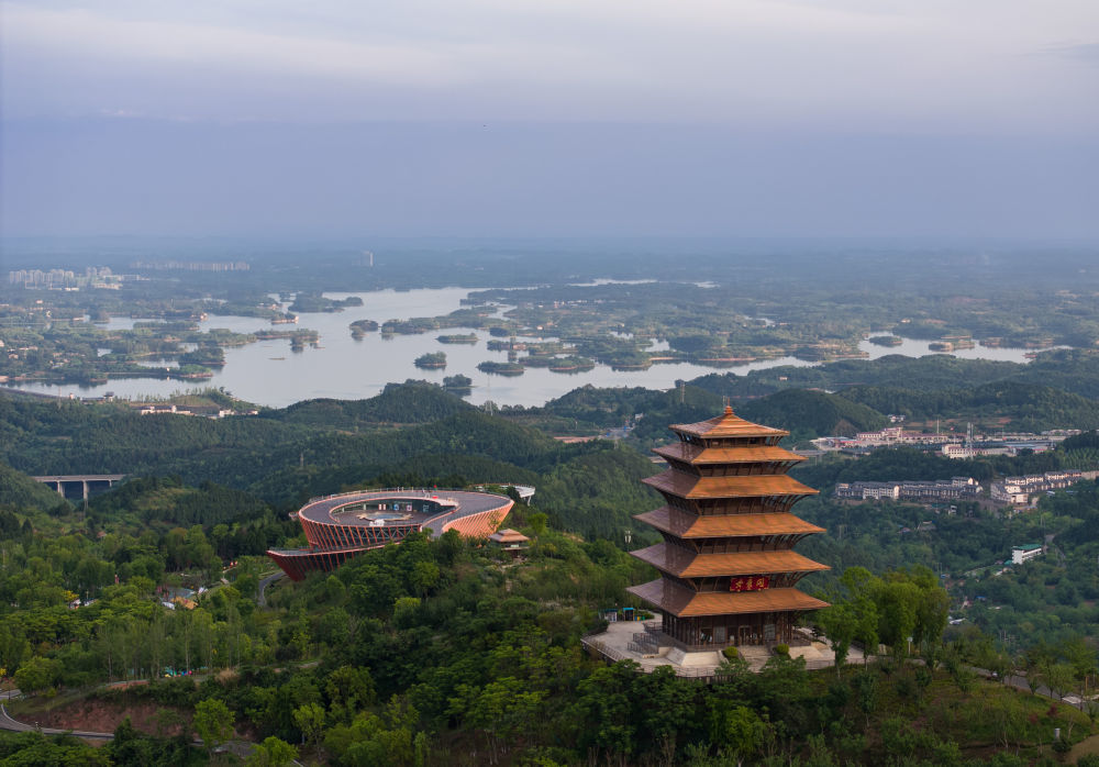 成都风景区龙泉山图片