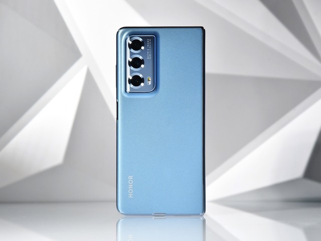 荣耀Magic Vs2上手评测:6999元的大折叠能买吗?