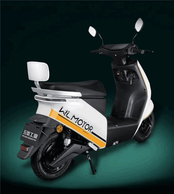 五菱菱度发布创菱J12电摩:极速56km/h 满电可跑110公里