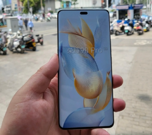 荣耀90系列机模曝光:正面绝美四曲屏
