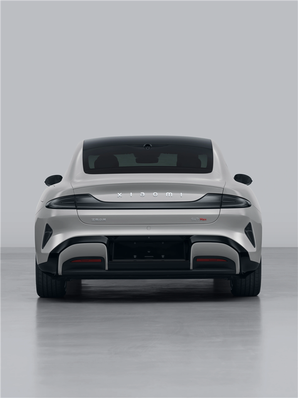 月底有望正式发布!小米汽车SU7全方位“最美证件照”出炉