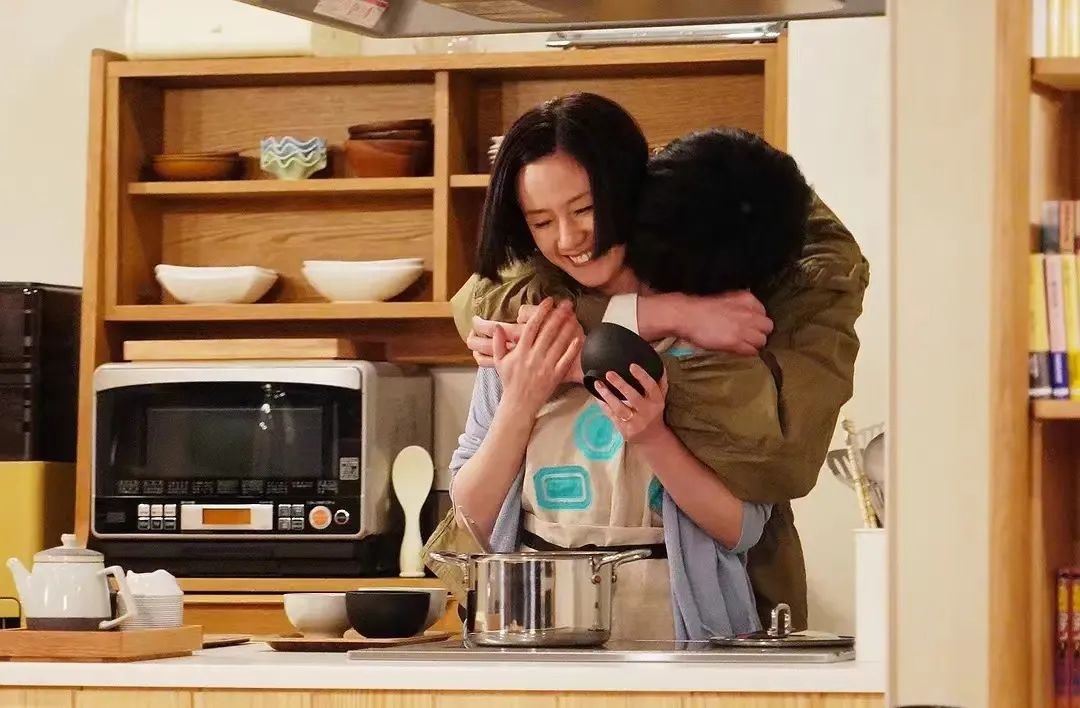 自由恋爱的几乎都不会强调彩礼/《轮到你了》剧照