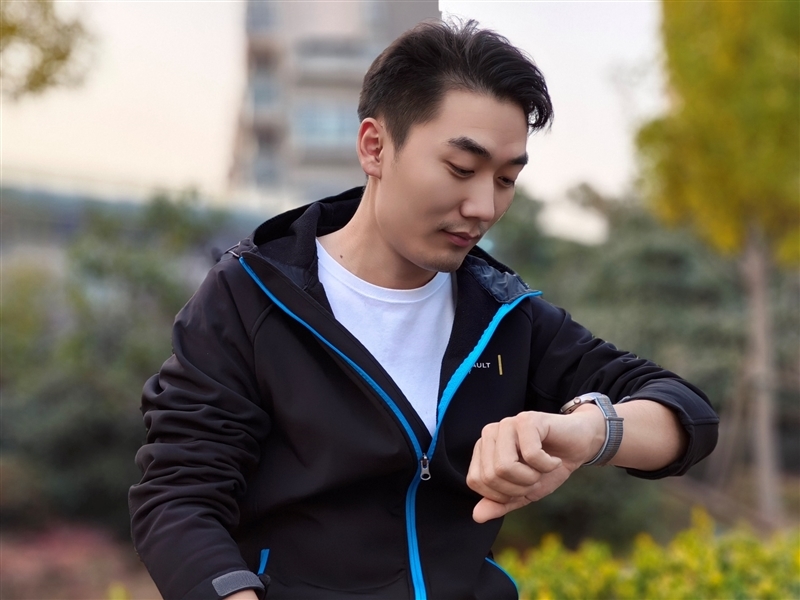 同价位唯一标配人像镜头 拍出单反级质感人像如此轻松!OPPO Reno11 Pro评测