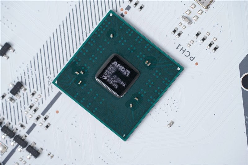 PCIe 5.0全拉满!七彩虹CVN B650 GAMING FROZEN V14评测:同价位最好的大板