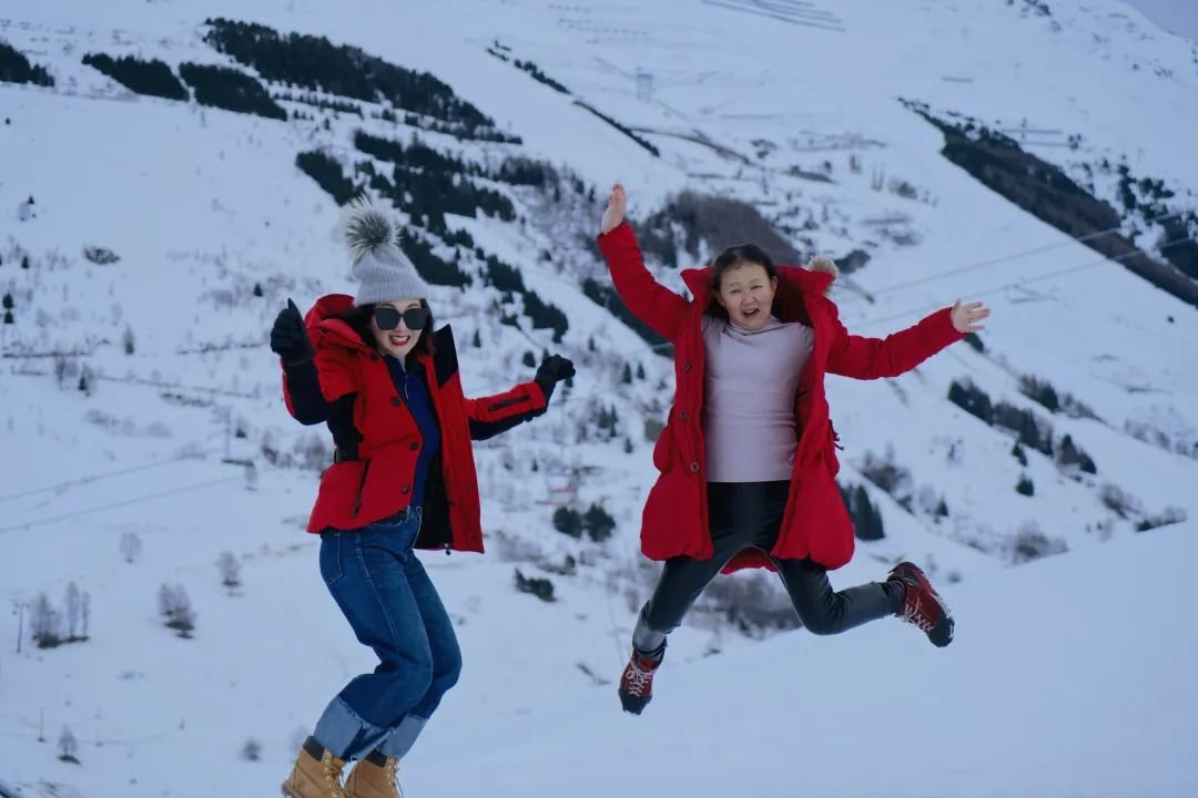 第一批在机场团聚的人:三年了,第一眼没有认出你