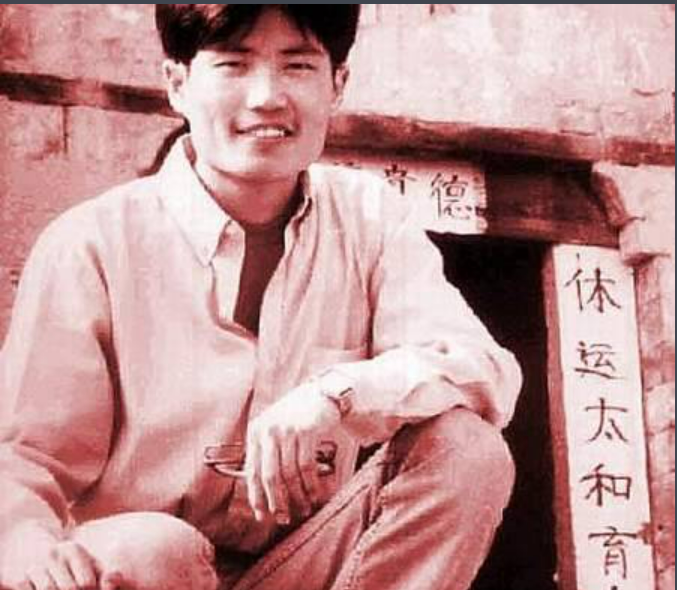 ▲孙志刚生前照片。图源:网络