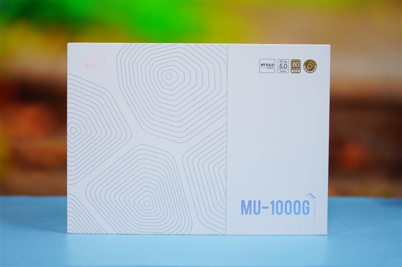 全白颜值 更有性价比!鑫谷昆仑MU-1000G冰山版电源评测:12V满载偏移仅有0.13%