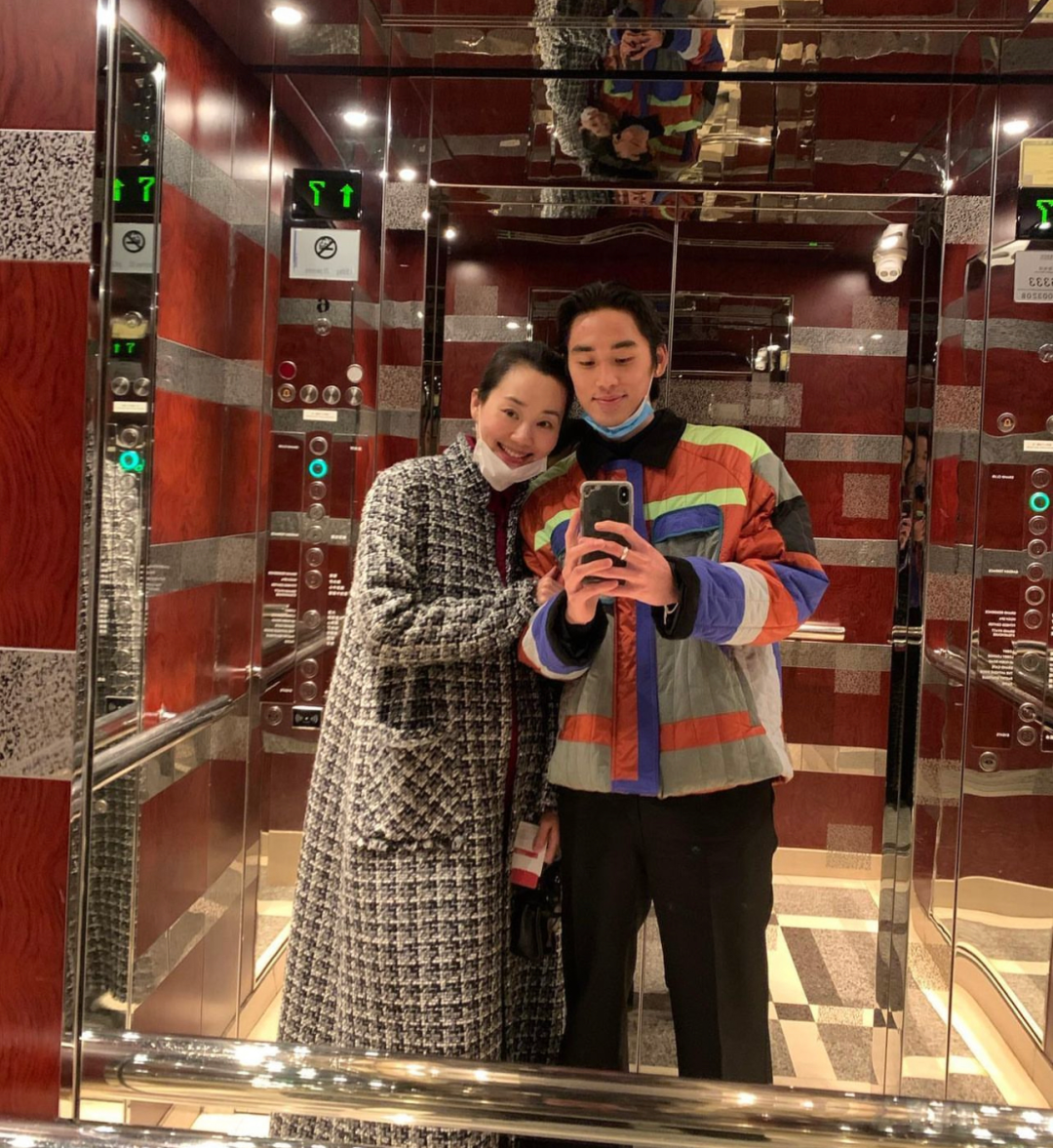 还记得林依轮的大儿子吗？爱情事业双丰收？