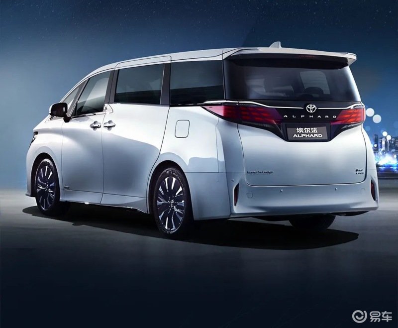 全新丰田埃尔法正式上市售8990万元起