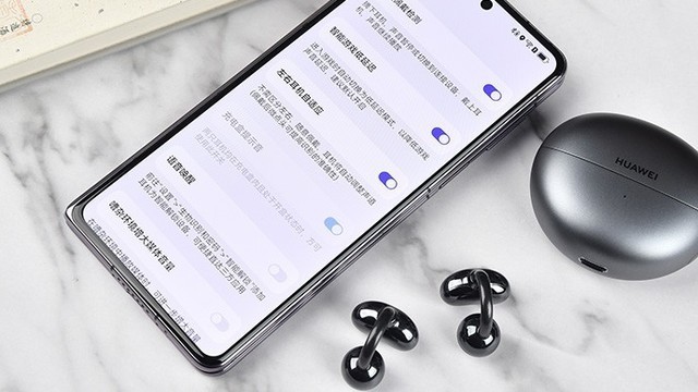 华为FreeClip耳夹耳机评测:智能首饰时尚百搭,解锁开放式耳机新玩法