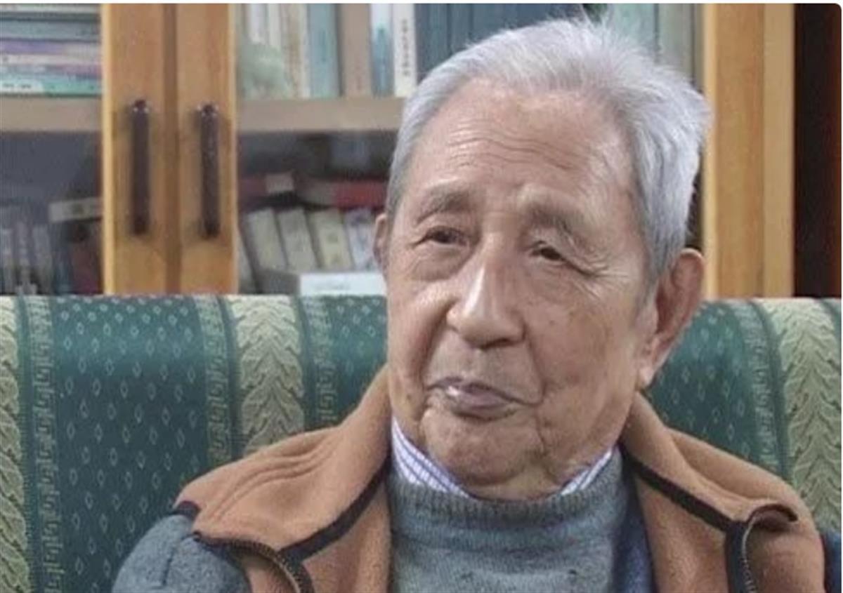 A袁鹰.png