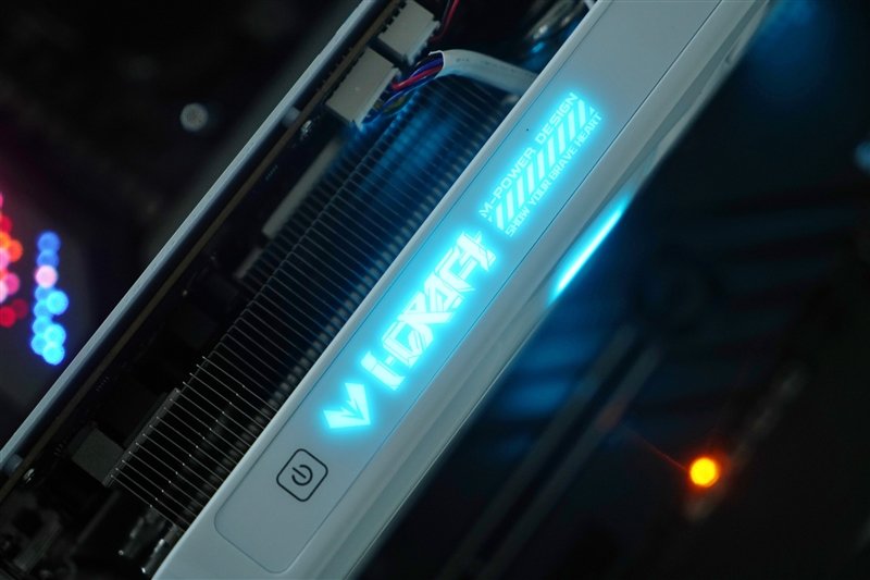 高颜值+顶级做工!铭瑄RTX 4080 iCraft OC16G瑷珈显卡评测:三风扇稳压71℃