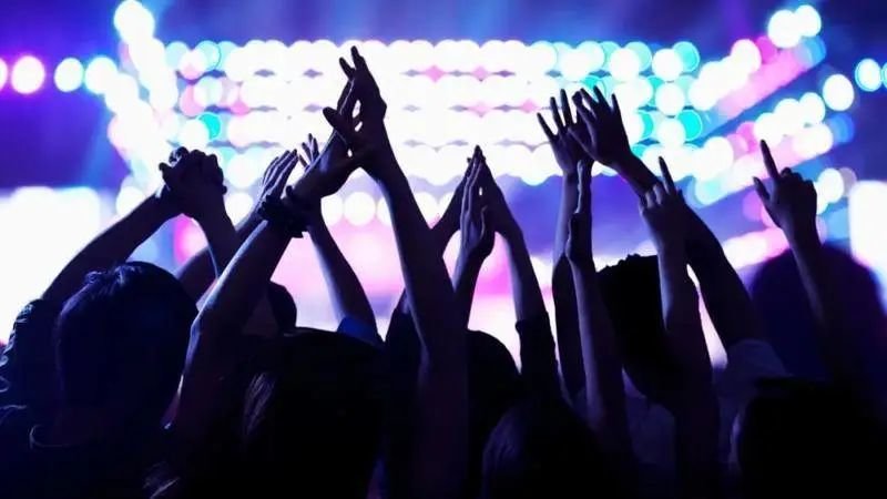 别让《乌梅子酱》的火,烧了李荣浩