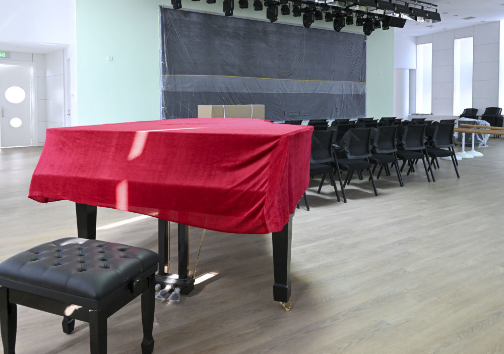 这是7月11日拍摄的雄安北海幼儿园的一间教室。