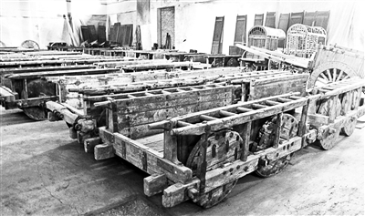 民国时代的四轮太平车,无转向结构