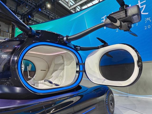 我的汽车真能飞这广州车企狠秀黑科技还有全新动力