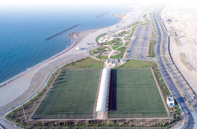 鸟瞰沙特阿拉伯吉赞经济城白石公园 塔希尔摄