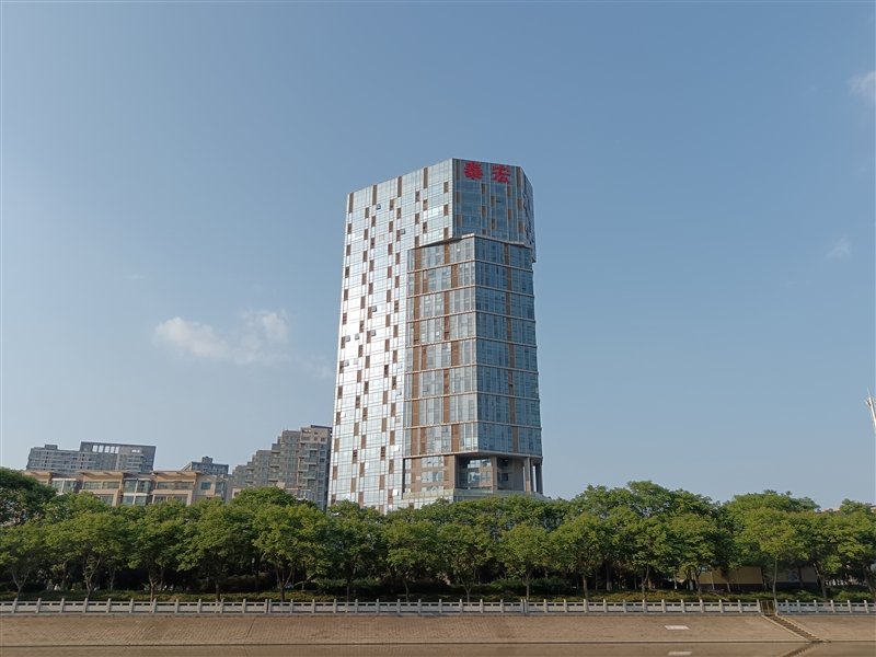 一亿像素兼顾轻薄!荣耀X50i评测:超大双存千元行列新标杆