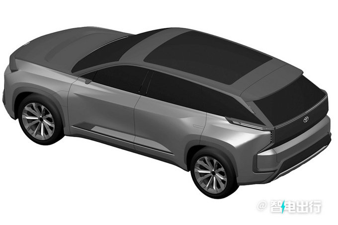 丰田bZ Large SUV曝光尺寸超汉兰达 PK理想L8-图6