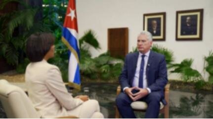 6月1日RT发布视频，显示古巴国家主席迪亚斯-卡内尔接受该媒体采访。图源：RT