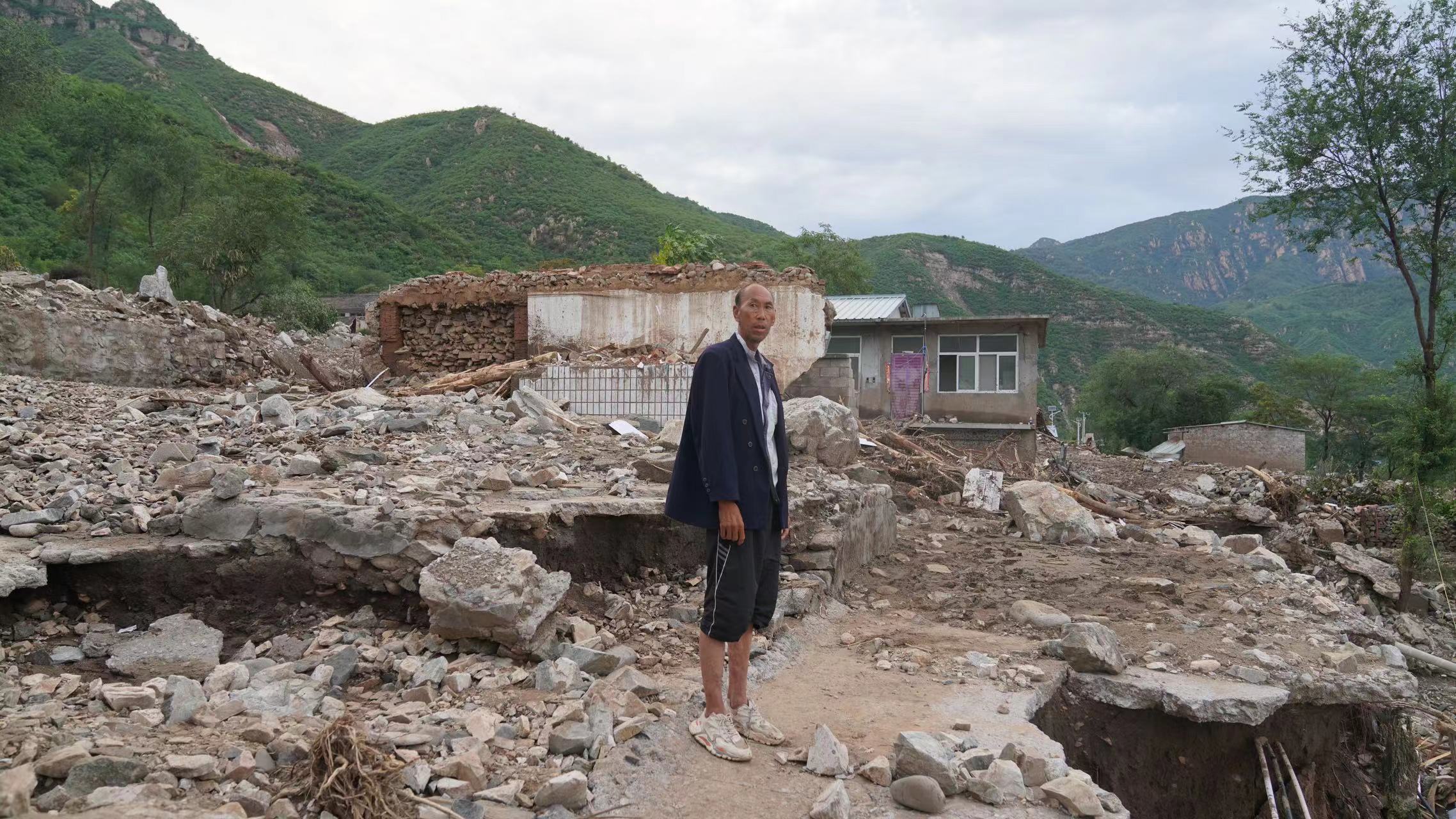 涞水汤家庄西塔村，灾后许多房屋被毁。澎湃新闻记者 何锴 图