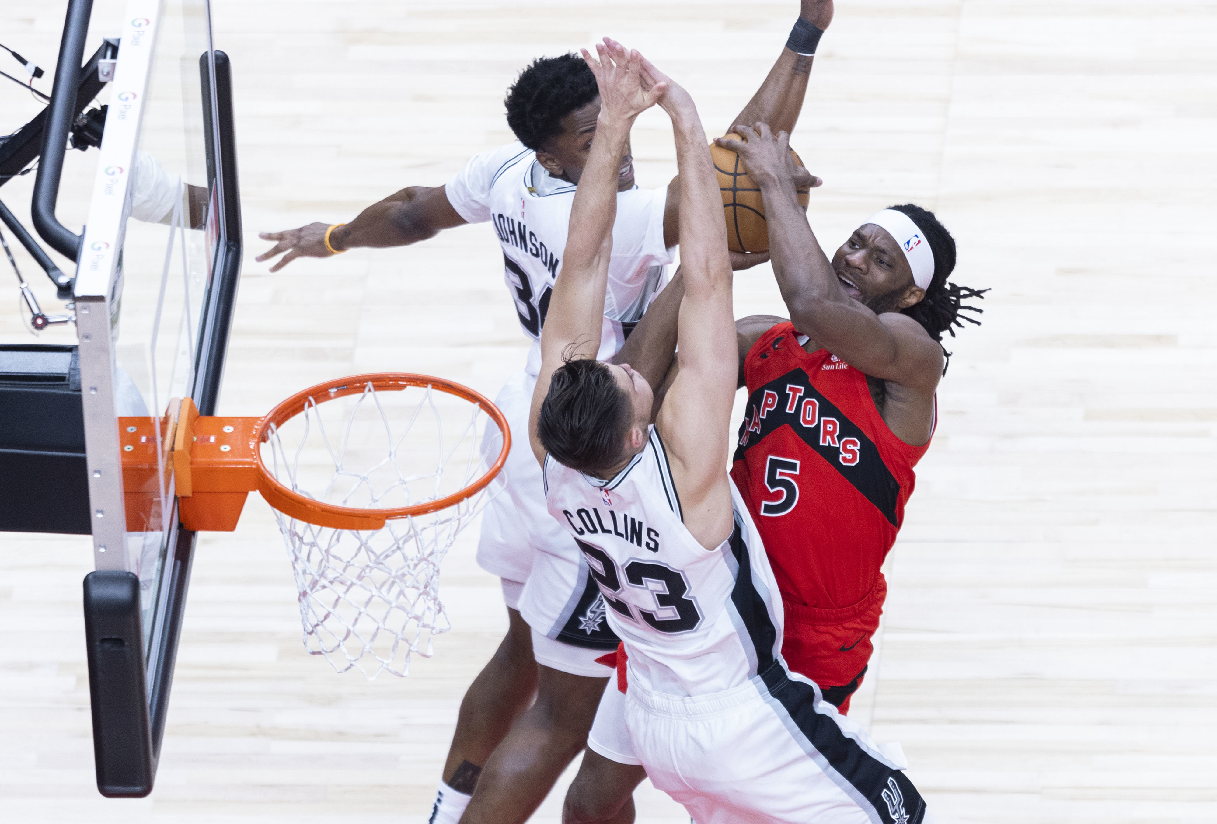 篮球——NBA常规赛：猛龙胜马刺