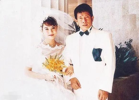 ● 1984年，翁静晶与刘家良结婚