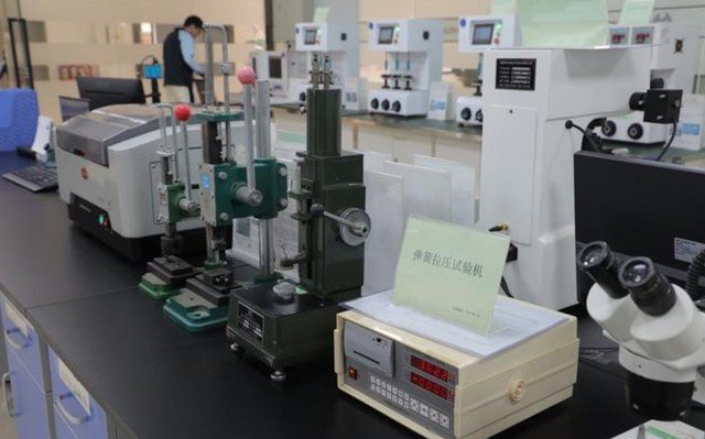 走进环诺工厂 见证一颗机械键盘轴体的诞生之旅