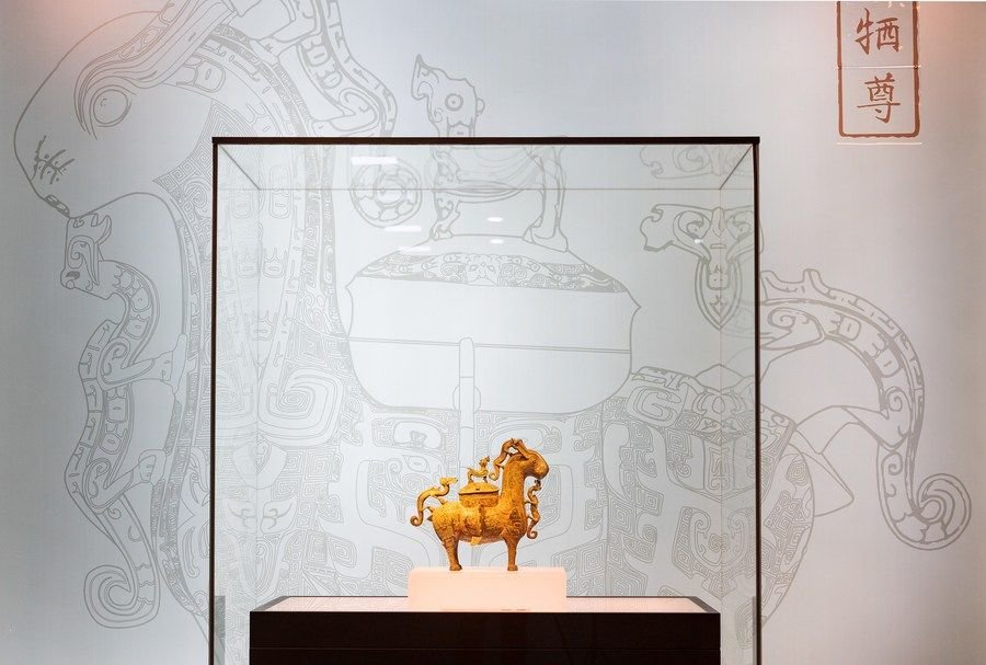 这是中国考古博物馆展出的铜牺尊。
