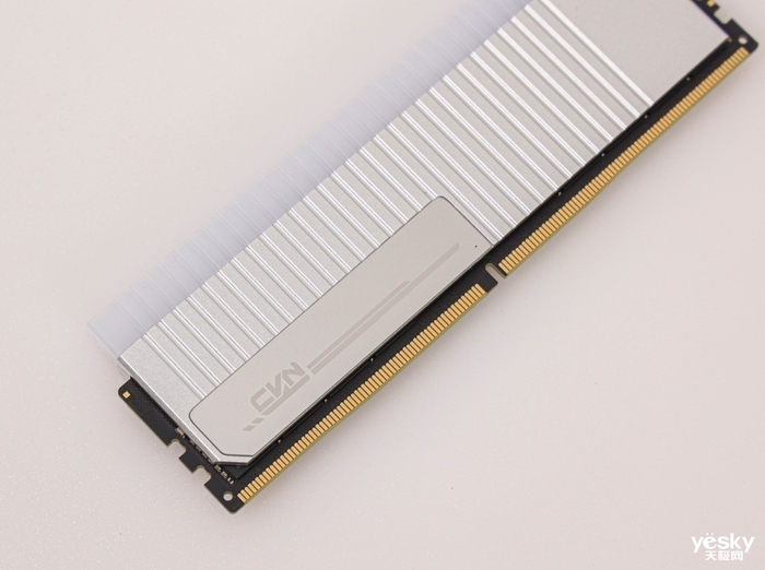 七彩虹CVN 银翼 DDR5 6000 32G*2评测:稳定、可靠的高规格电竞内存