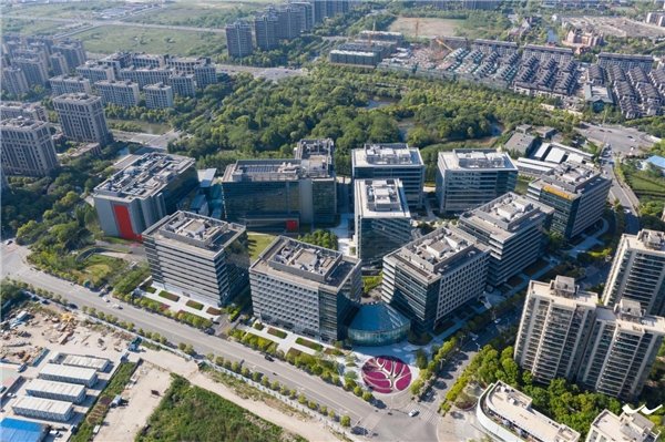 铁狮门以76亿元出售上海尚浦中心10栋办公楼_凤凰网
