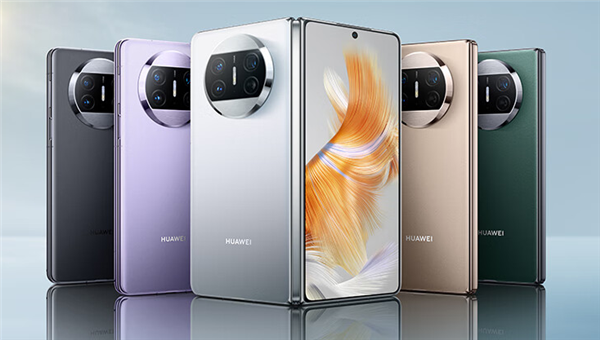 户外探险必备!华为Mate60系列定义“卫星通信”体验标准