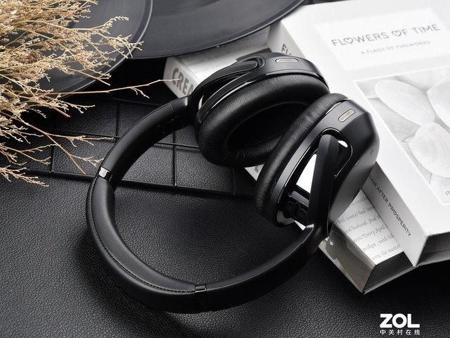 【有料评测】JBL TOUR ONE M2降噪耳机评测:音乐、舒适与降噪的完美融合