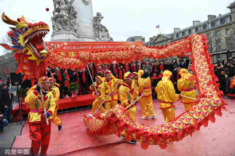 澳大利亚：龙舟赛向土著致敬