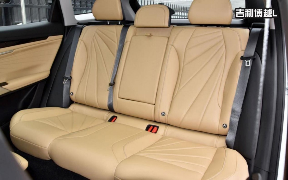 超有个性的家用SUV 东风风神皓极和吉利博越L选谁好?