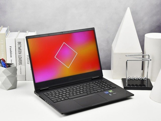 OMEN暗影精灵9评测:诚意满满的性价比神机