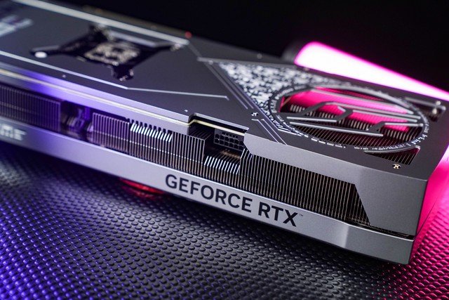 iGame RTX 4070 Ti ADOC首测 价格砍半的3090Ti你买吗?