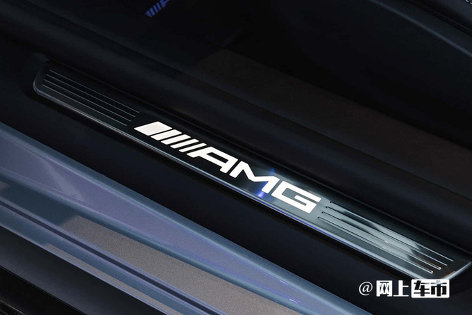 全新梅赛德斯-AMG GT首发尺寸提升 可选4座布局-图11