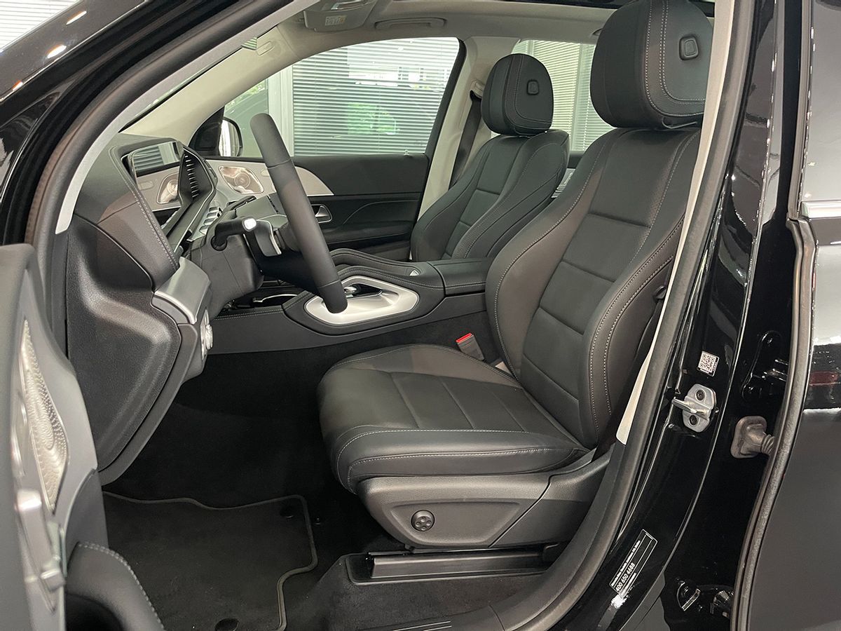 尽快国产吧!价格和空间打不过宝马X5,2024款奔驰GLE到店实拍